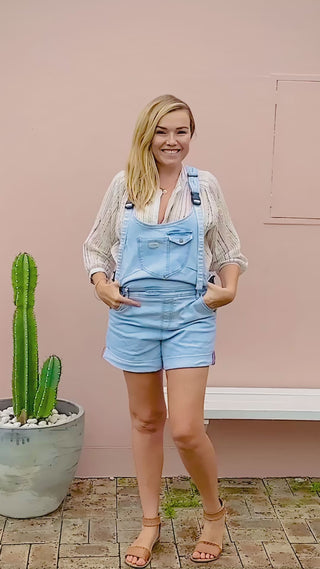 the betty mumsie dungarees babywearing