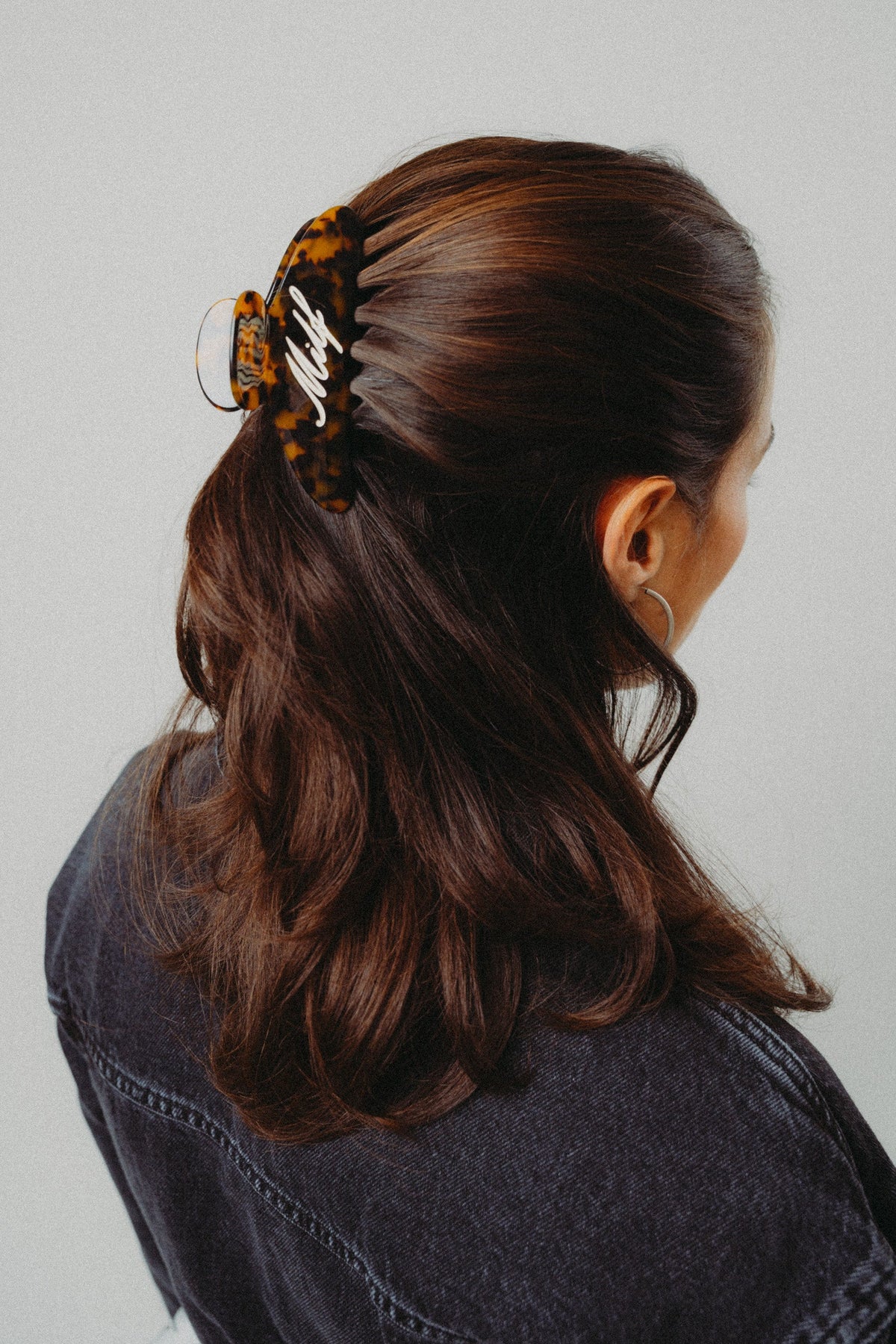 Hair Clip MILF Brown – image 2