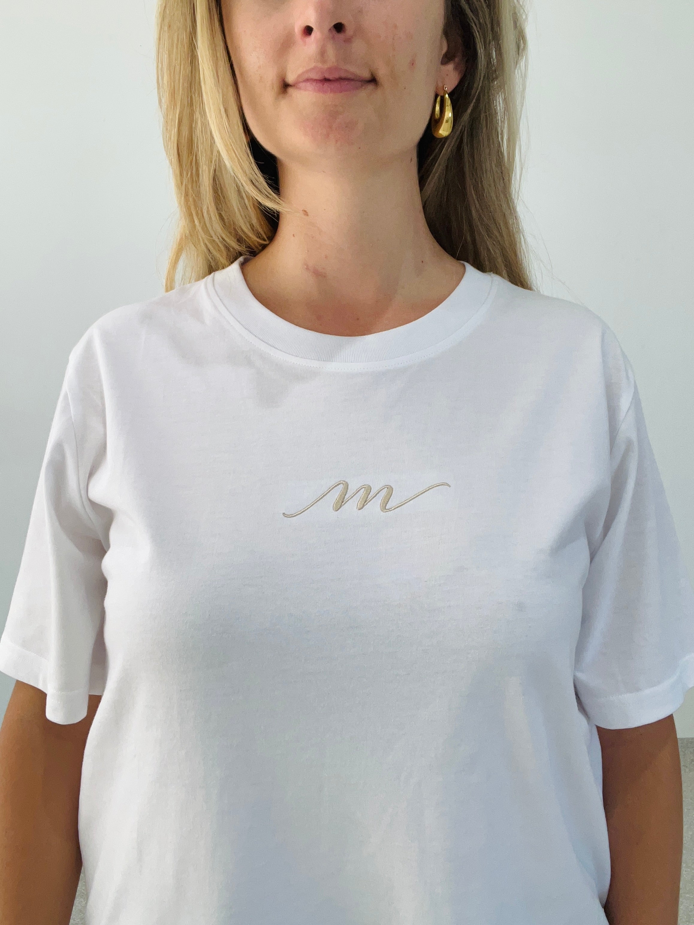 the mumsie staple tee
