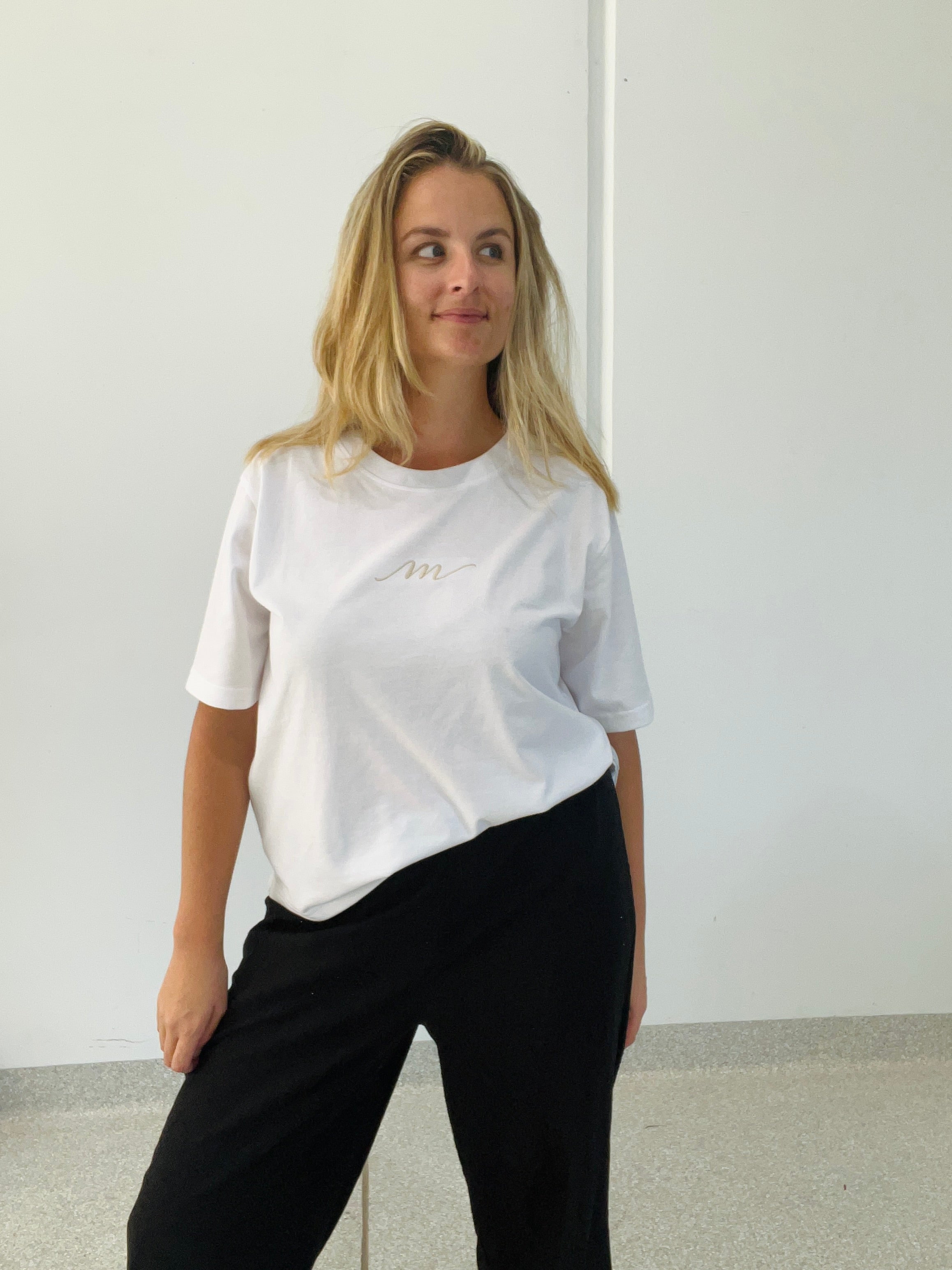 the mumsie staple tee