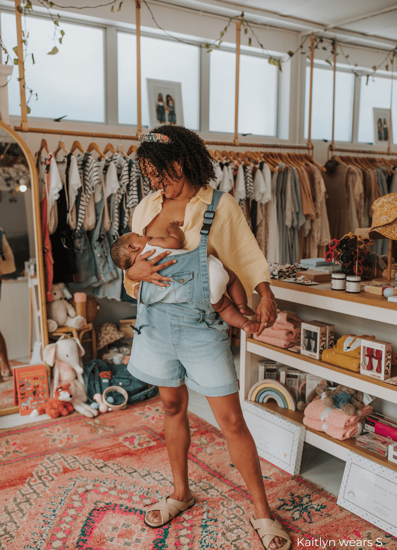 the betty - the mumsie baby wearing overalls maternity baby carrier pregnancy
