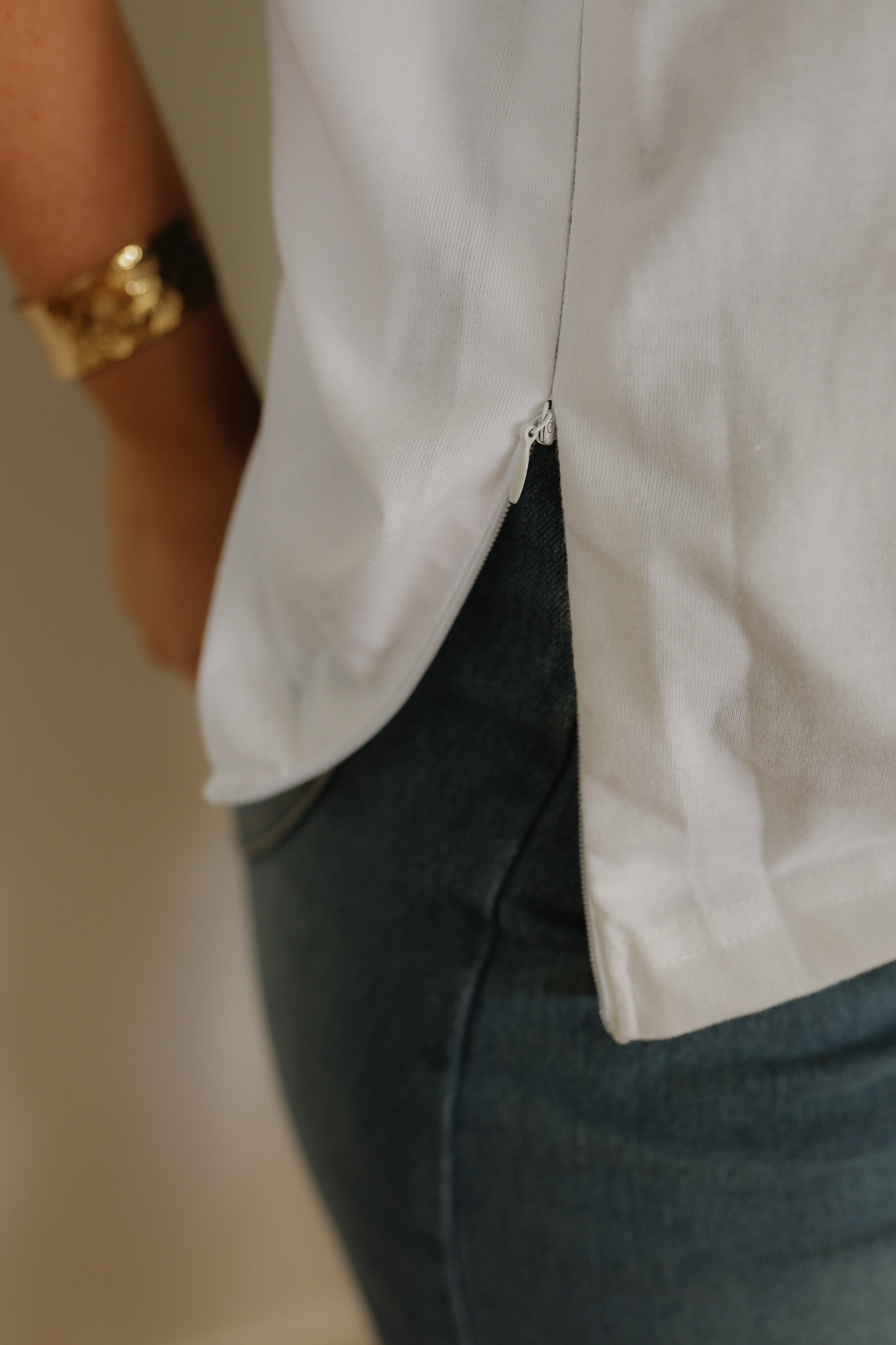 the mumsie staple tee